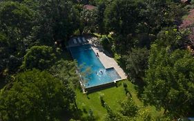 Klov Resort & Spa